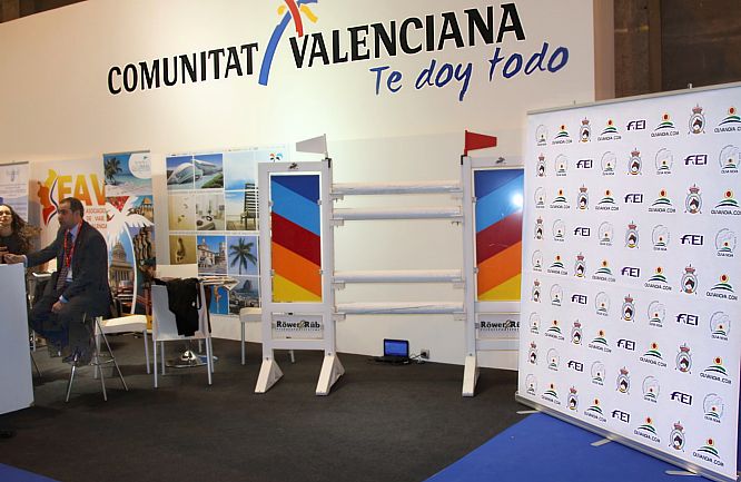 Promoción del futuro Centro Ecuestre Oliva Nova en FITUR en el Stand de la Diputación de Valencia