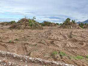 Transformación del suelo en la Finca de la Plevá (Oliva), en una imagen realizada el 5-11-2011. Foto C.A.E.
